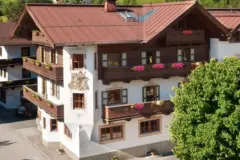 Hotel Kirchenwirt - Familie Gröderer